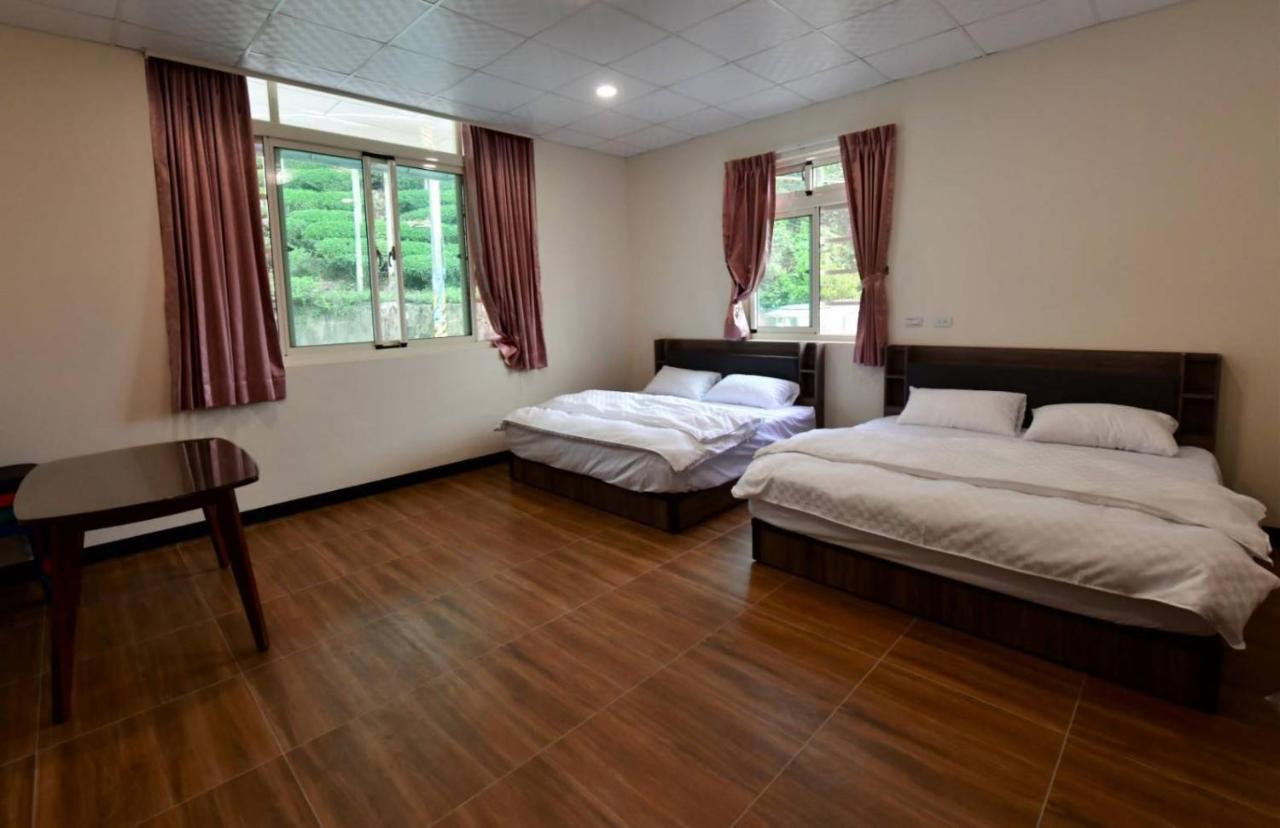 Hongpeng Coffee Station Homestay Meishan Exterior photo